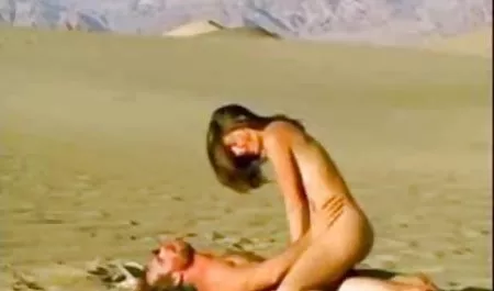 - Brittany Bardot kostenlose erotikfilme in deutscher sprache unterwirft sich der Analdisziplin