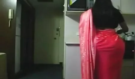Thailändische tiefe Jugendlichheide gibt Deepthroat deutsche erotik filme kostenlos auf neuer Laptoptablette