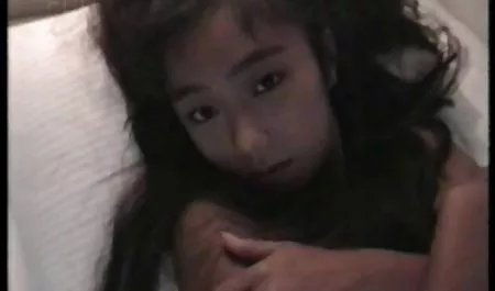 Junge thailändische alte deutsche erotik filme Eskorte mit einem alten Mann im Hotel