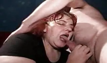 Die vollbusige Olivia Austin wird auf der Couch gebohrt kostenlose erotikfilme in deutscher sprache