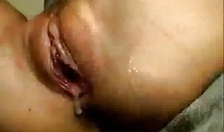 Bruder hilft kleiner dünner Stiefschwester mit deutsche eroticfilme