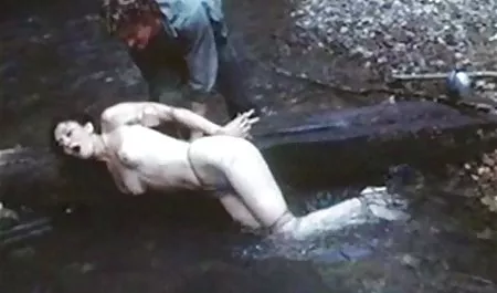 Busty erotik filme kostenlos gucken Babe spritzt Höhepunkt in