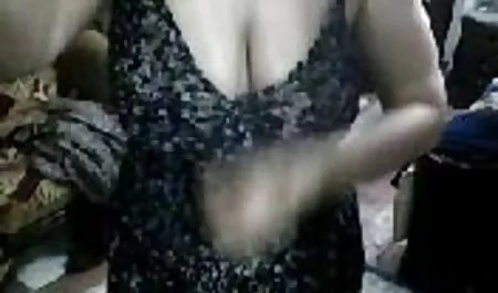 Große vollbusige Julia deutsche erotik filme kostenlos Ann geht Lesbo mit St. Dreifaltigkeit. Claire!